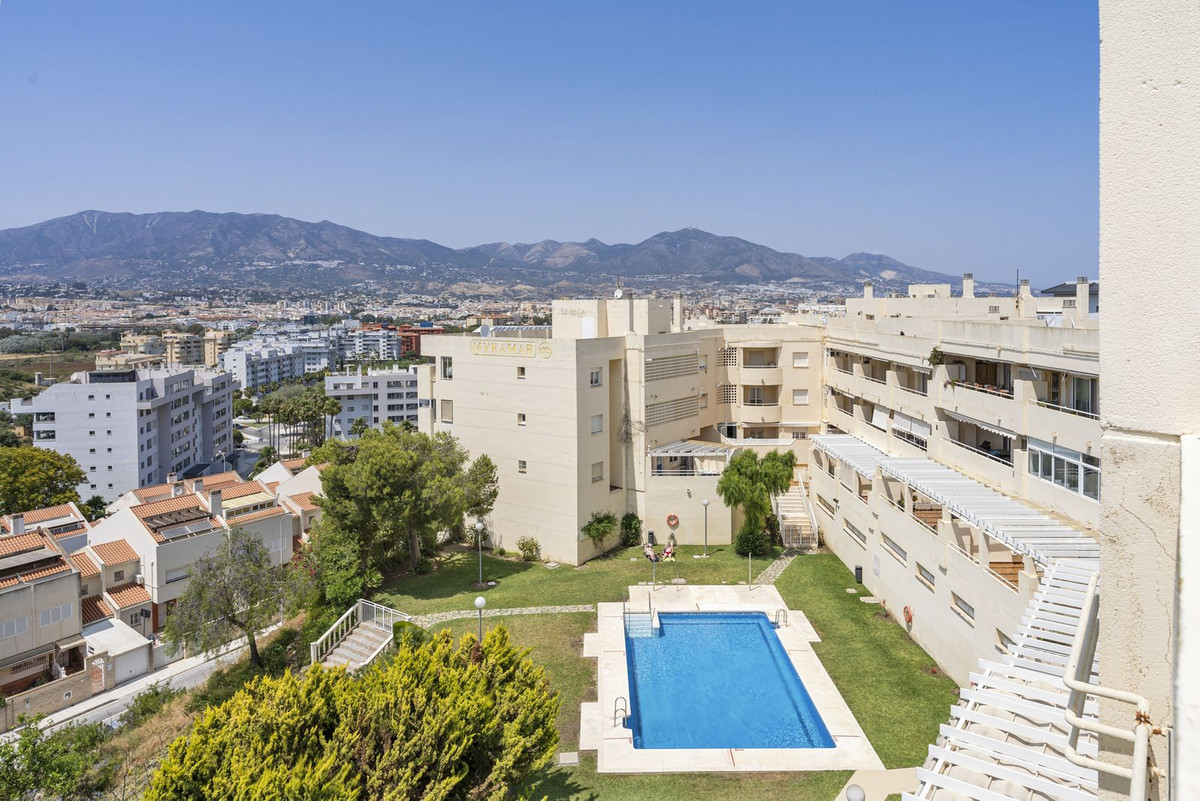 4 Bed Apartment for sale in Fuengirola Costa Del Sol, Málaga, Spain