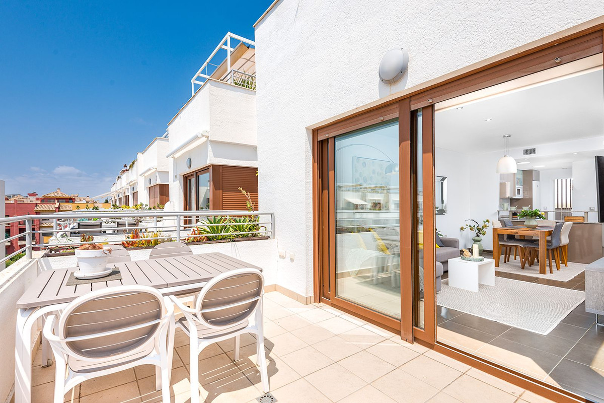 Se vende Ático de 2 dormitorios en Costa Blanca, Alicante, España