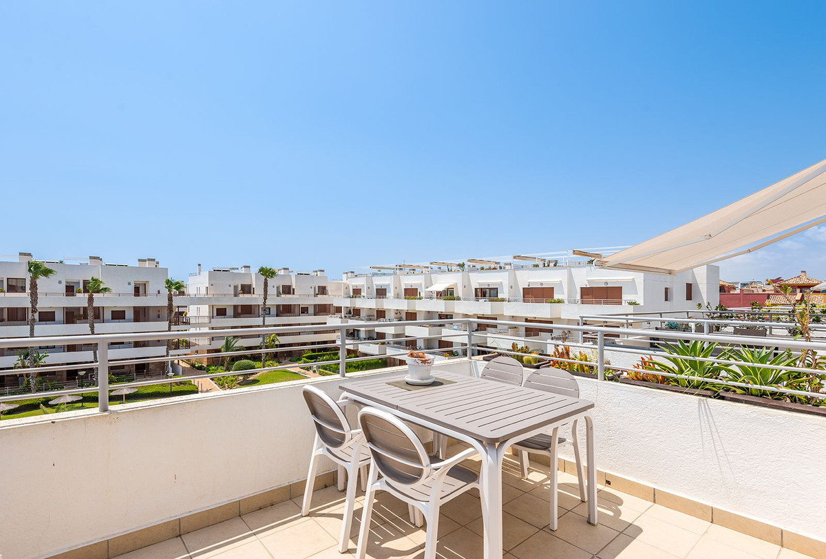 Se vende Ático de 2 dormitorios en Costa Blanca, Alicante, España