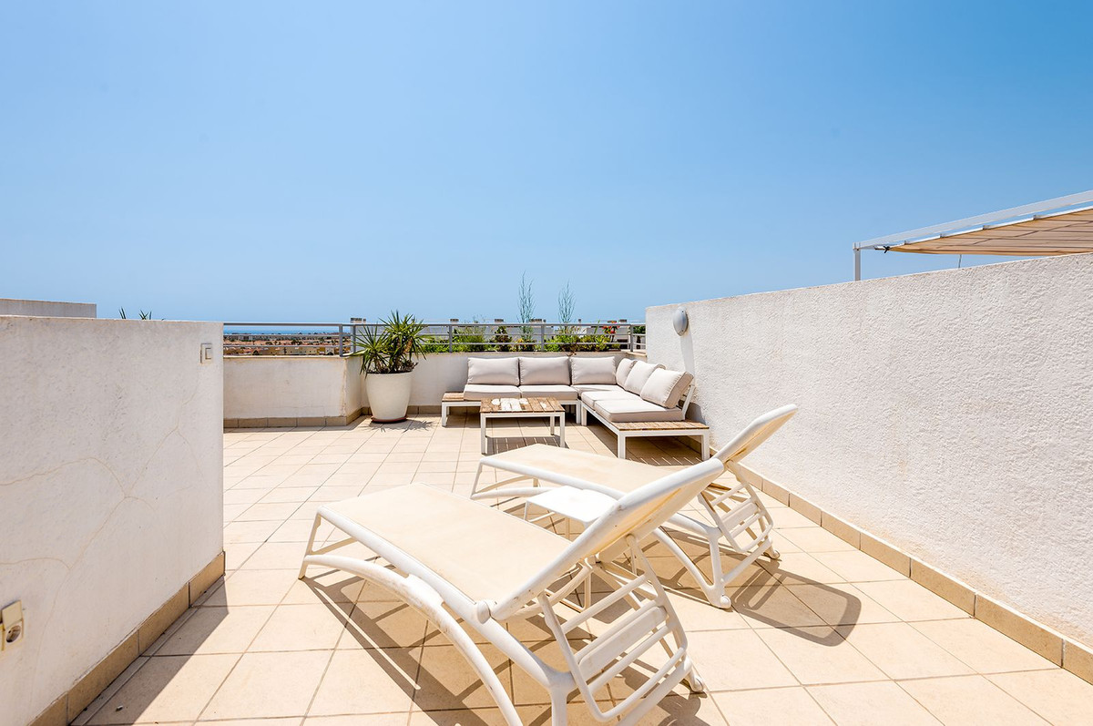 Se vende Ático de 2 dormitorios en Costa Blanca, Alicante, España