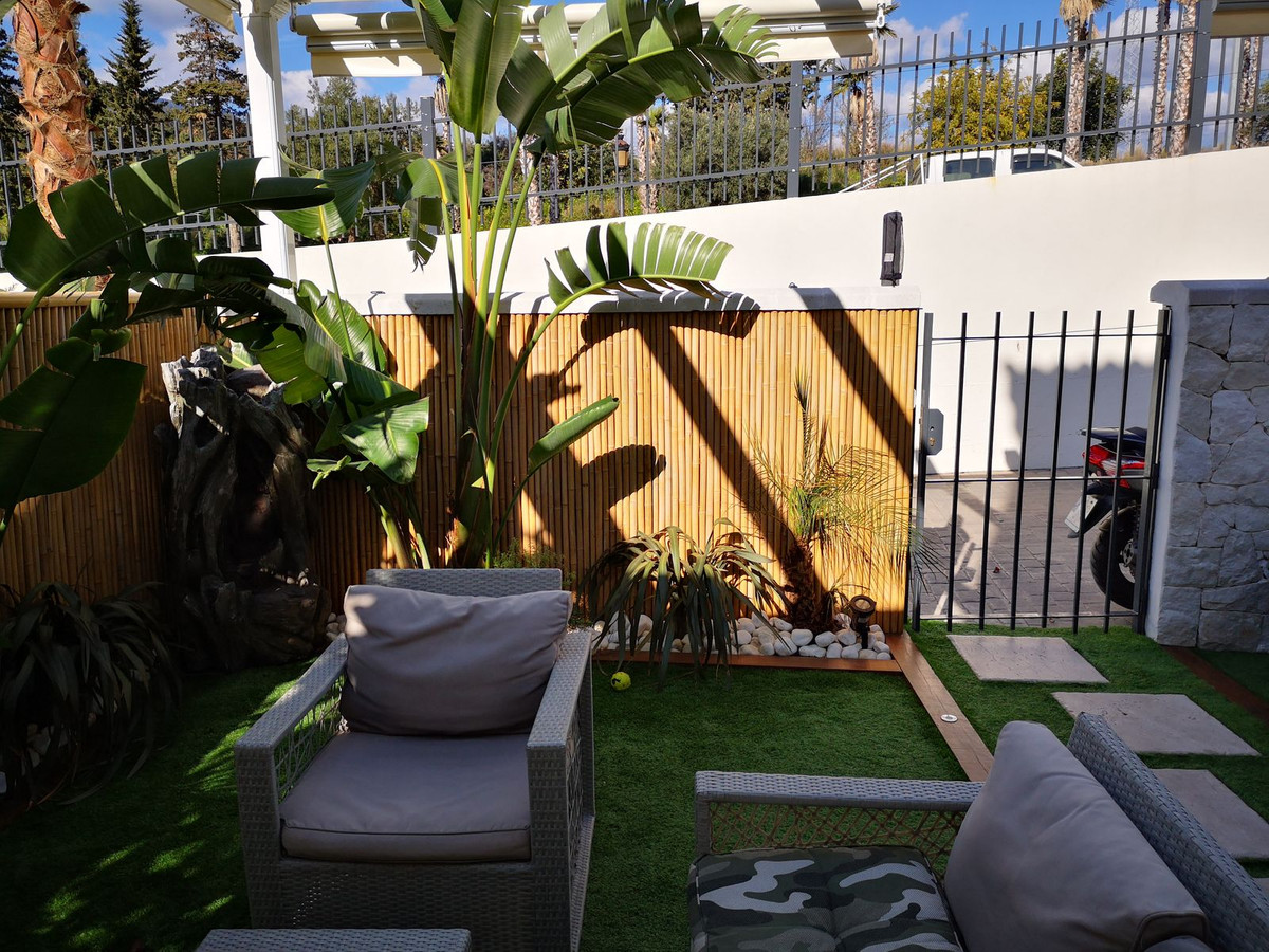 4 Bed Townhouse for sale in Estepona Costa Del Sol, Málaga, Spain