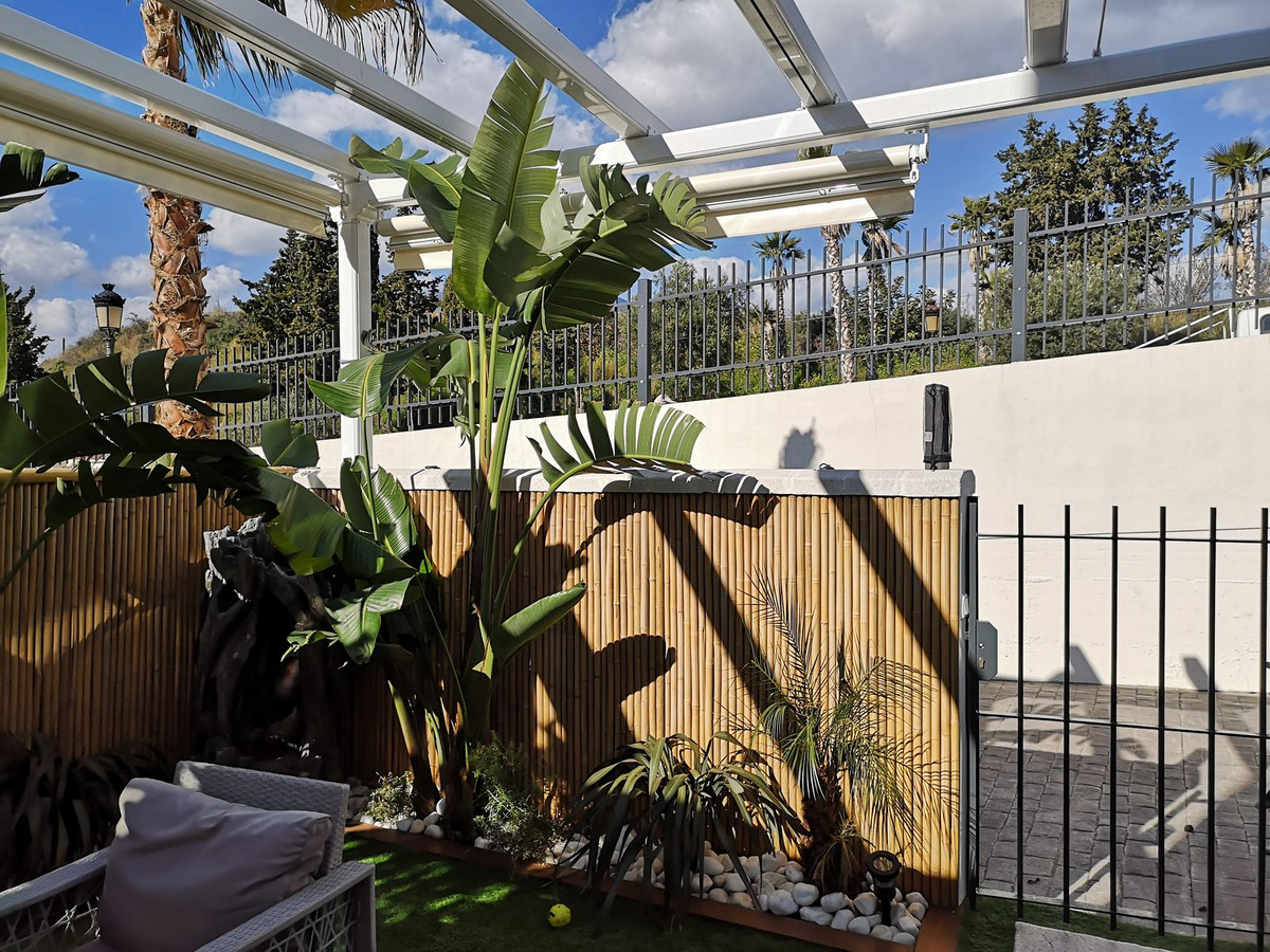 4 Bed Townhouse for sale in Estepona Costa Del Sol, Málaga, Spain