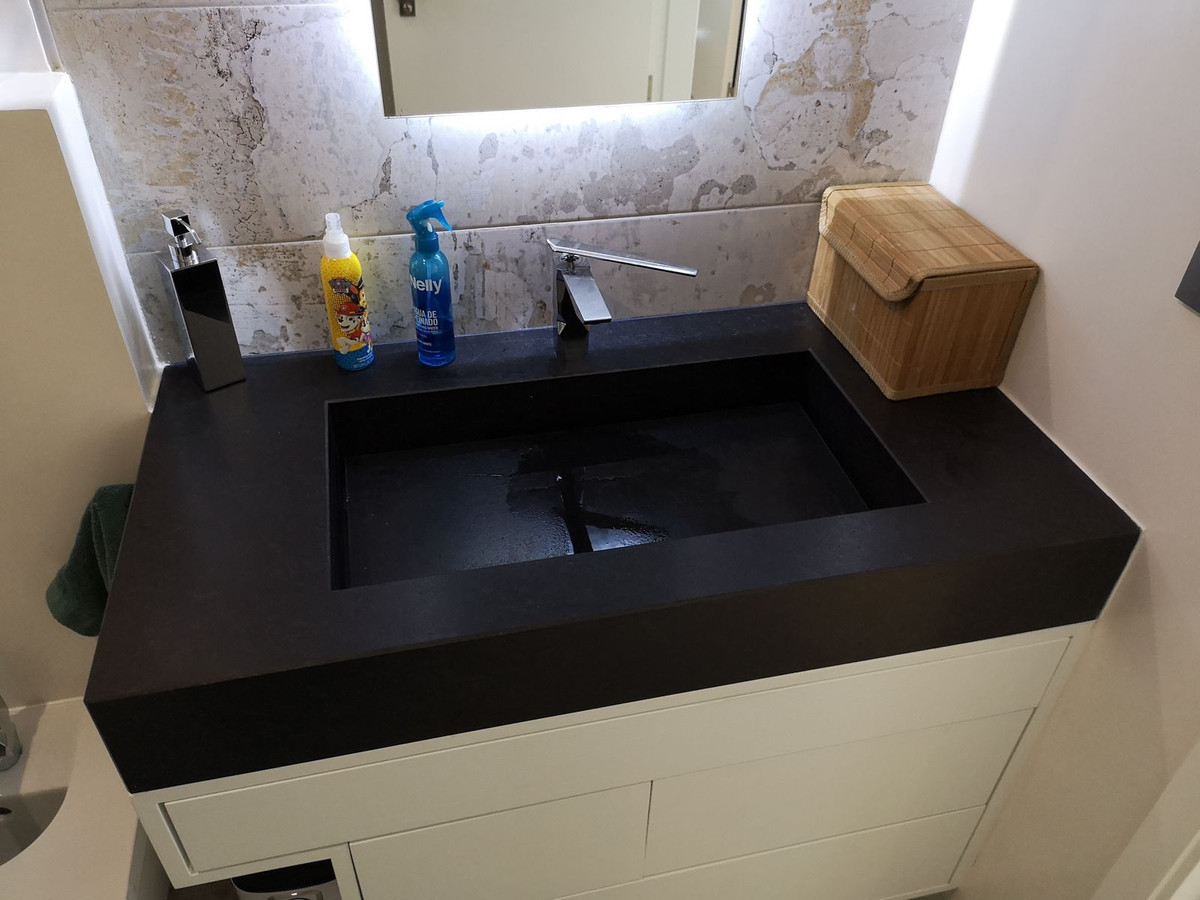 4 Bed Townhouse for sale in Estepona Costa Del Sol, Málaga, Spain
