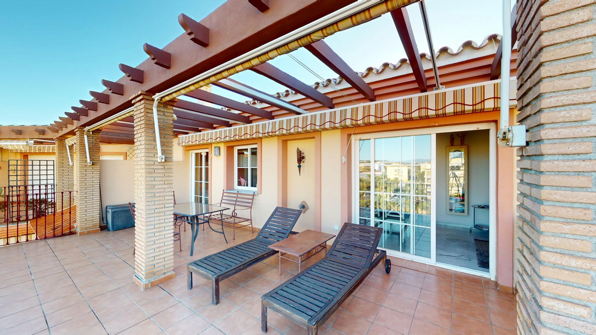 2 Bed Apartment for sale in Mezquitilla Costa Del Sol East, Málaga, Spain