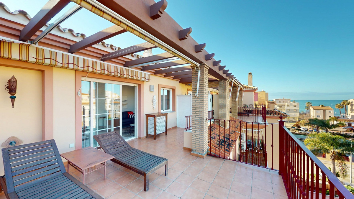 2 Bed Apartment for sale in Mezquitilla Costa Del Sol East, Málaga, Spain