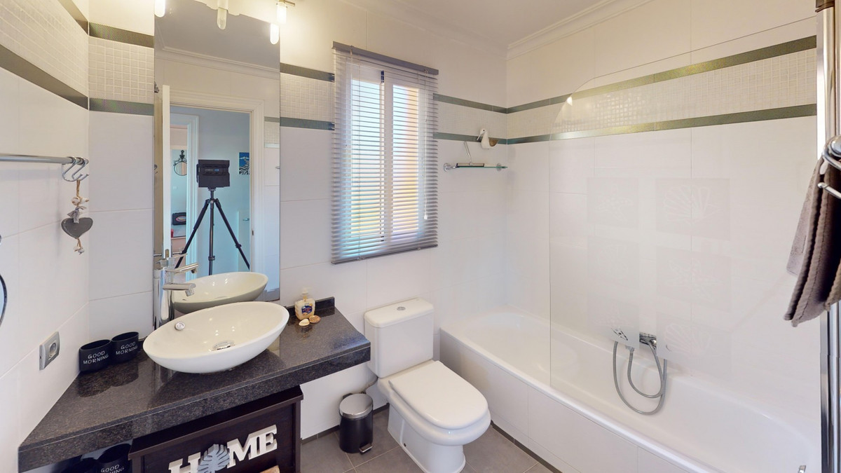 2 Bed Apartment for sale in Mezquitilla Costa Del Sol East, Málaga, Spain