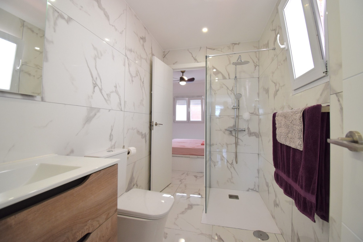Se vende Apartamento Planta Media de 1 dormitorios en Costa Blanca, Alicante, España