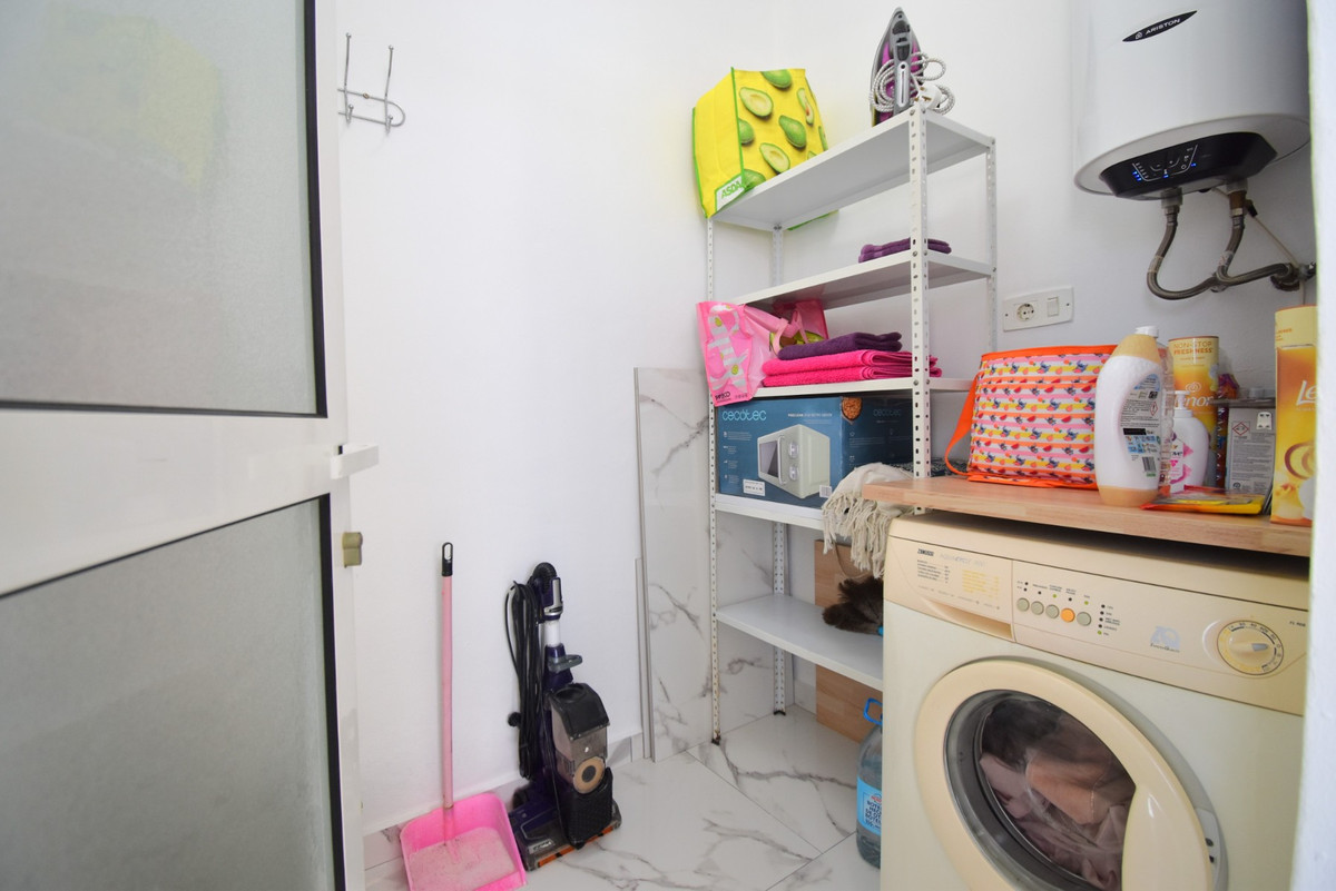 Se vende Apartamento Planta Media de 1 dormitorios en Costa Blanca, Alicante, España