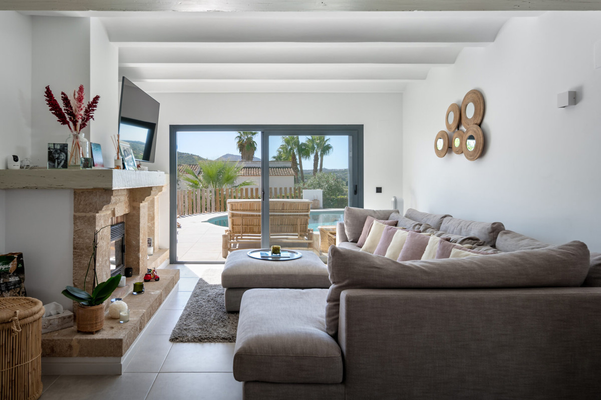 4 Bed Townhouse for sale in Javea Costa Blanca, Alicante, Spain