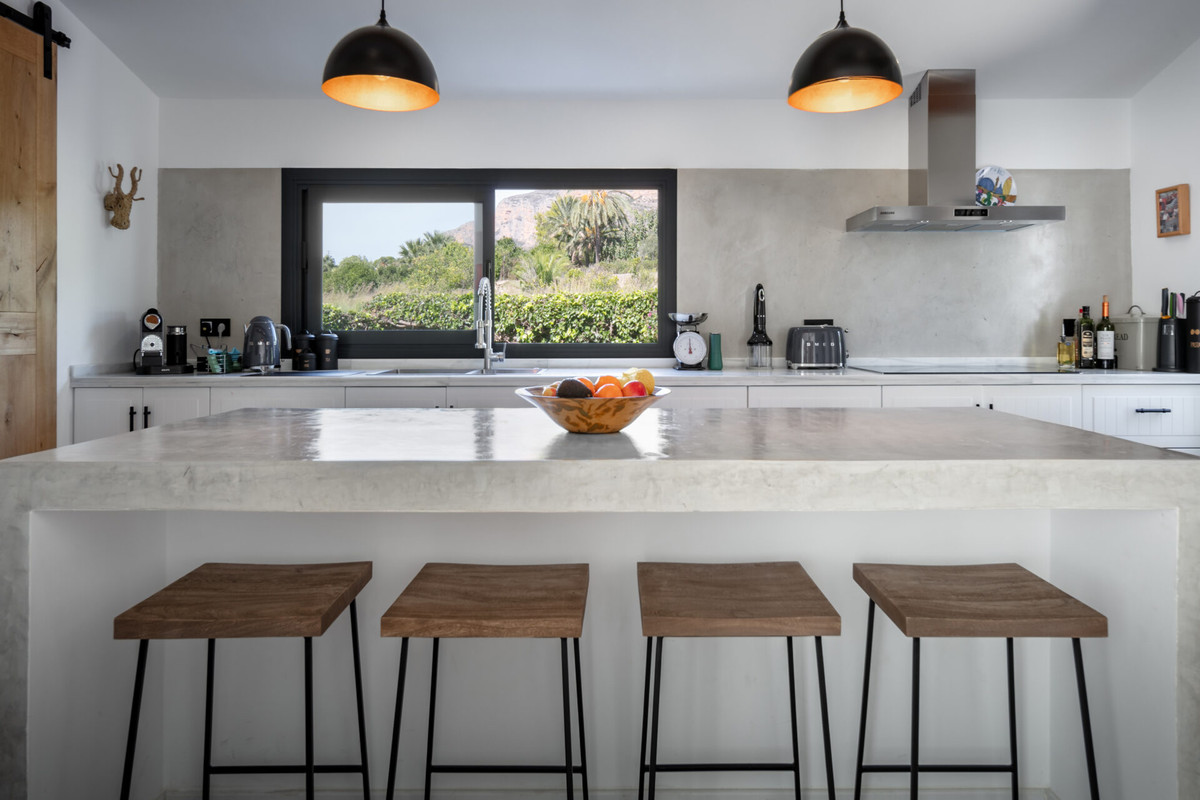 4 Bed Townhouse for sale in Javea Costa Blanca, Alicante, Spain