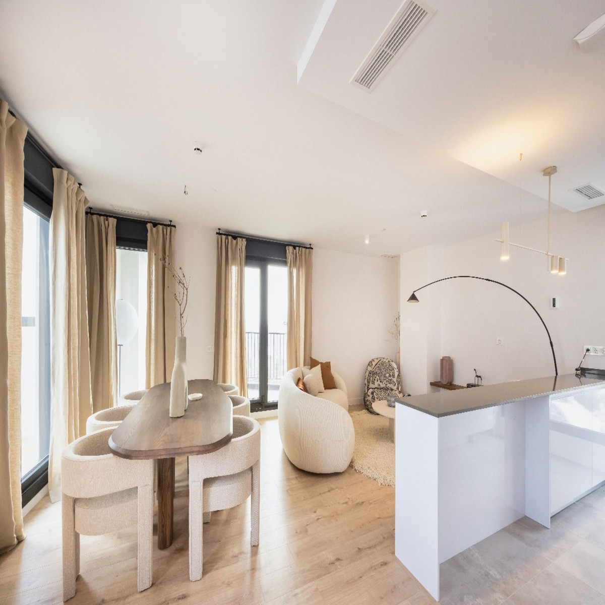 3 Bed Apartment for sale in Martiricos Málaga Ciudad, Málaga, Spain