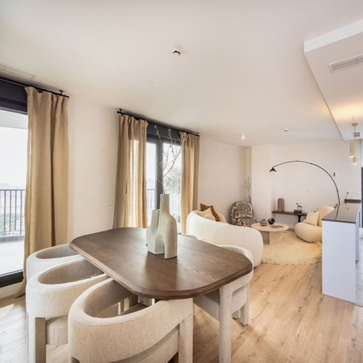 3 Bed Apartment for sale in Martiricos Málaga Ciudad, Málaga, Spain