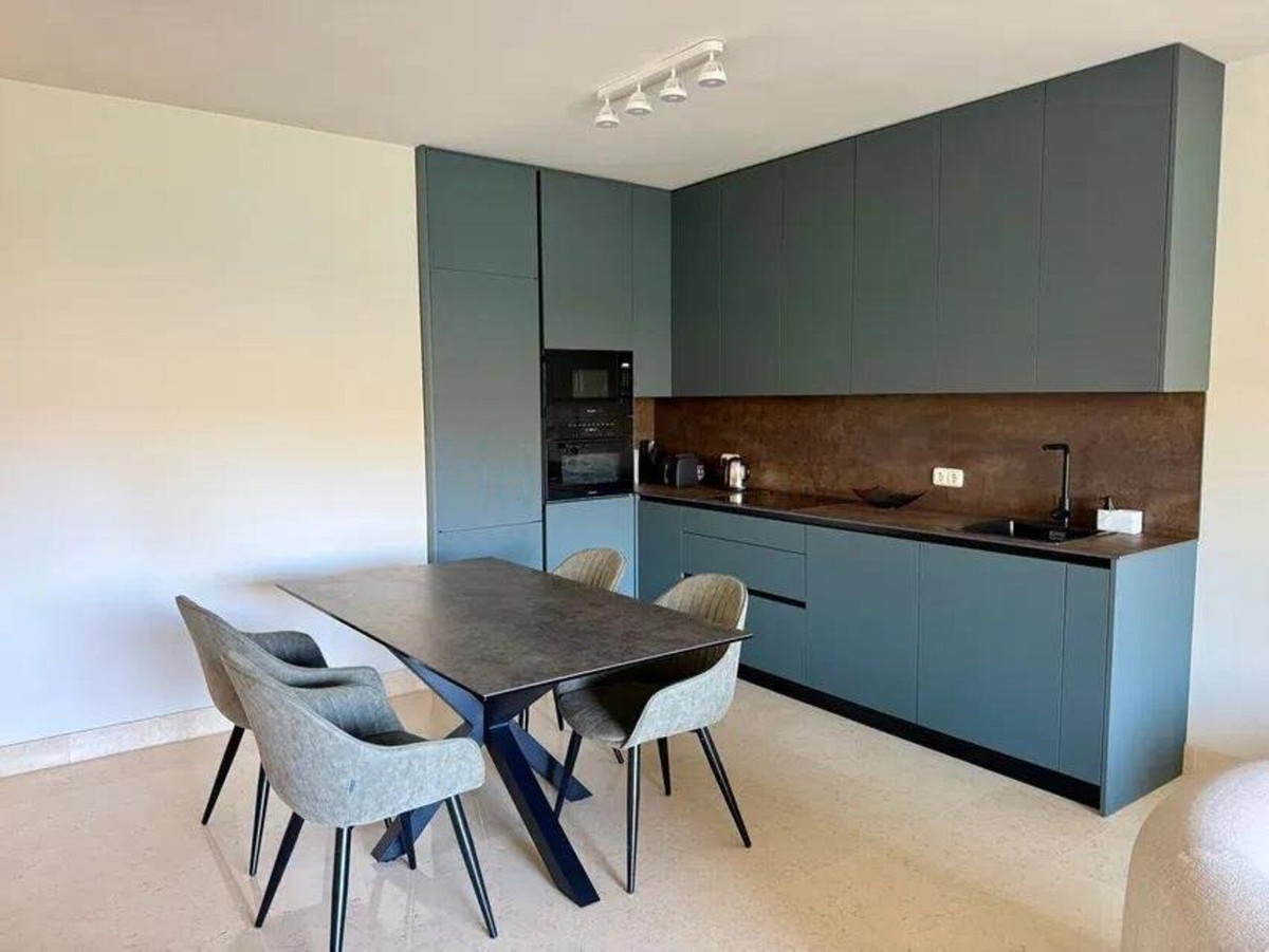 3 Bed Apartment for sale in Benahavís Costa Del Sol, Málaga, Spain
