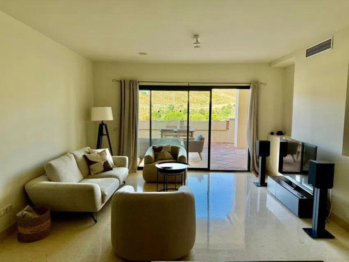 3 Bed Apartment for sale in Benahavís Costa Del Sol, Málaga, Spain