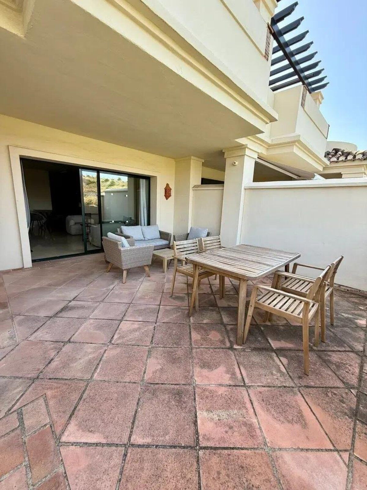 3 Bed Apartment for sale in Benahavís Costa Del Sol, Málaga, Spain