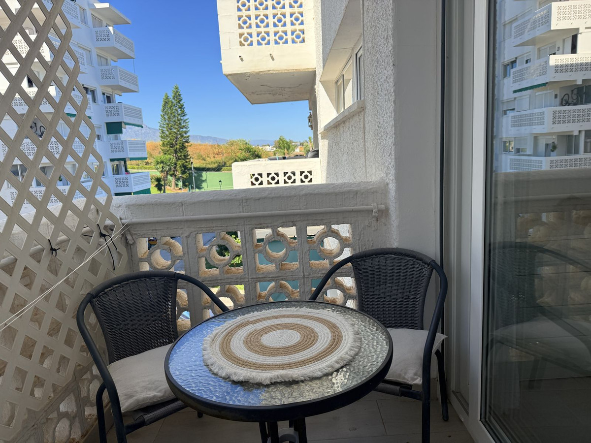 3 Bed Apartment for sale in Estepona Costa Del Sol, Málaga, Spain