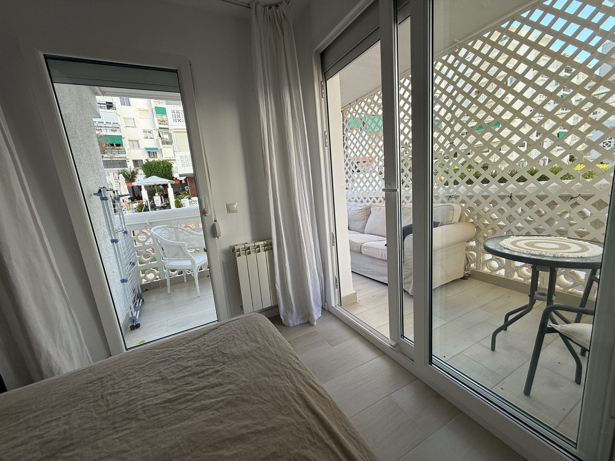 3 Bed Apartment for sale in Estepona Costa Del Sol, Málaga, Spain