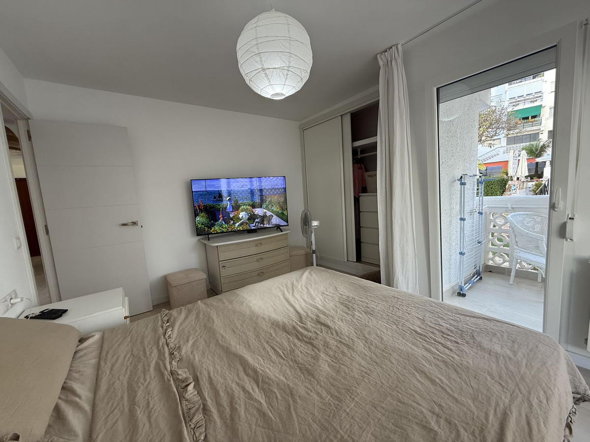 3 Bed Apartment for sale in Estepona Costa Del Sol, Málaga, Spain