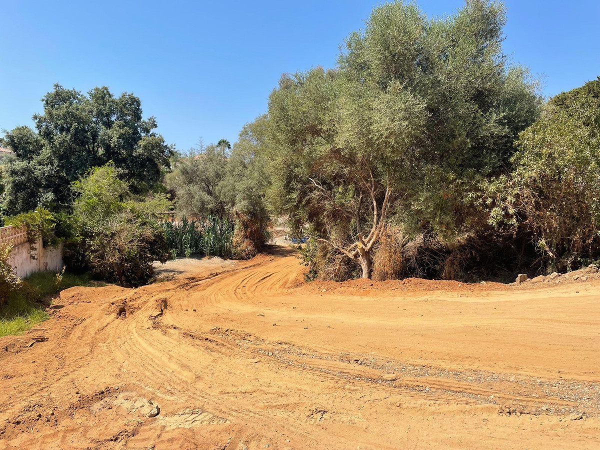 Plots for sale in El Rosario Costa Del Sol, Málaga, Spain