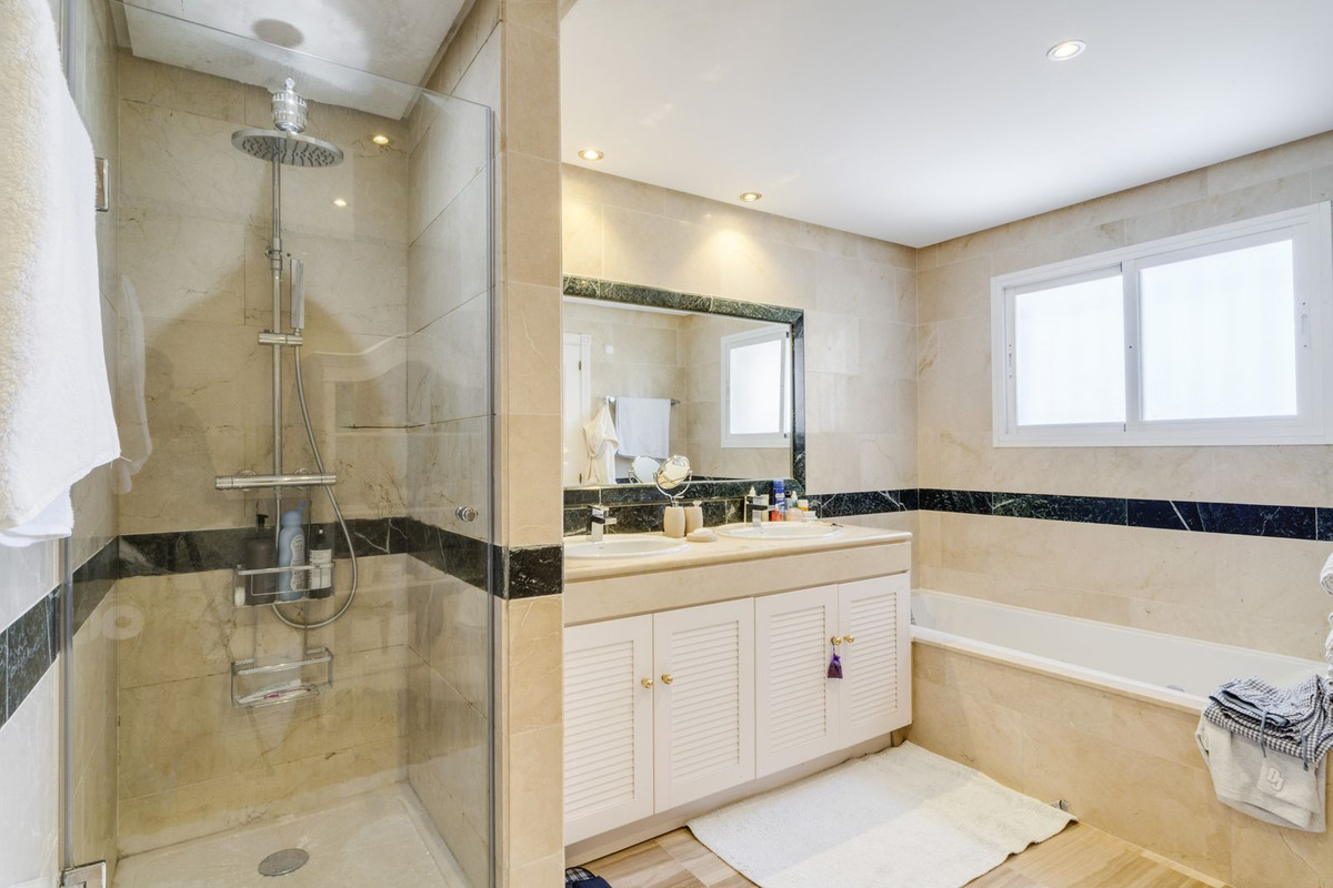 Se vende Ático Dúplex de 3 dormitorios en Costa Del Sol, Málaga, España