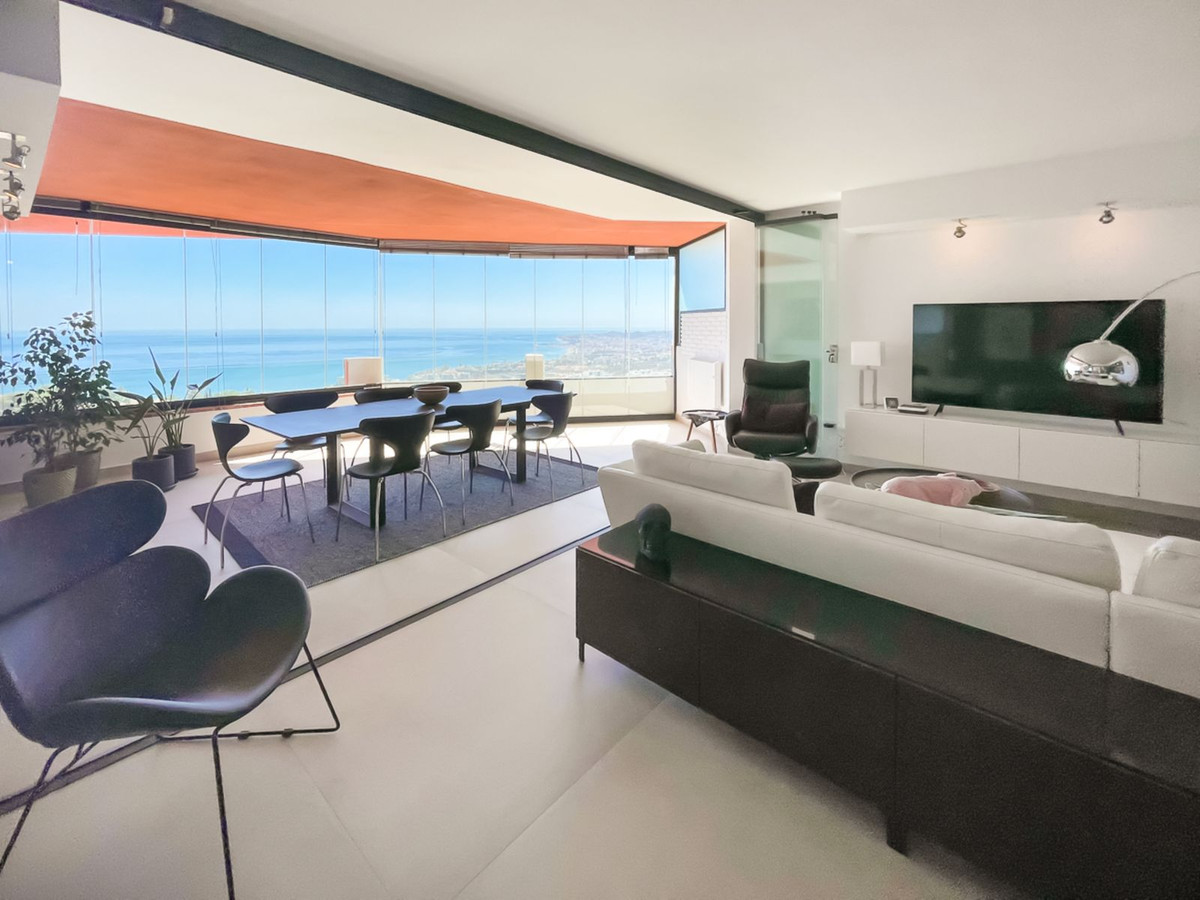 3 Bed Apartment for sale in Benalmadena Costa Del Sol, Málaga, Spain