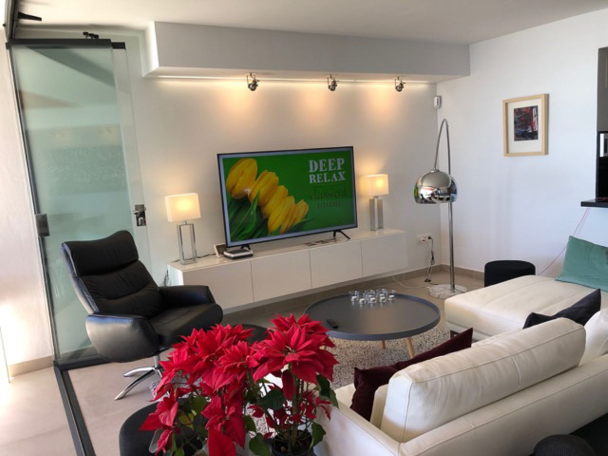3 Bed Apartment for sale in Benalmadena Costa Del Sol, Málaga, Spain