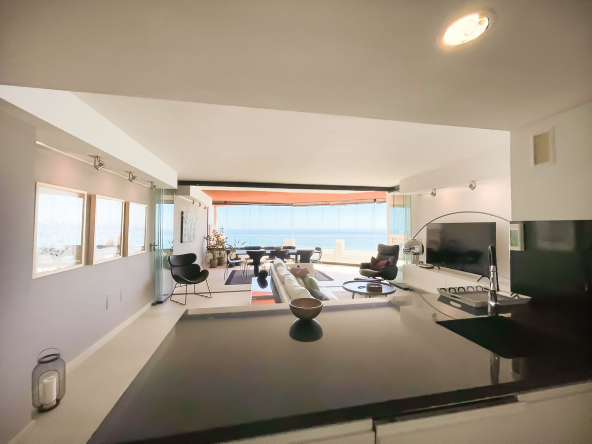 3 Bed Apartment for sale in Benalmadena Costa Del Sol, Málaga, Spain
