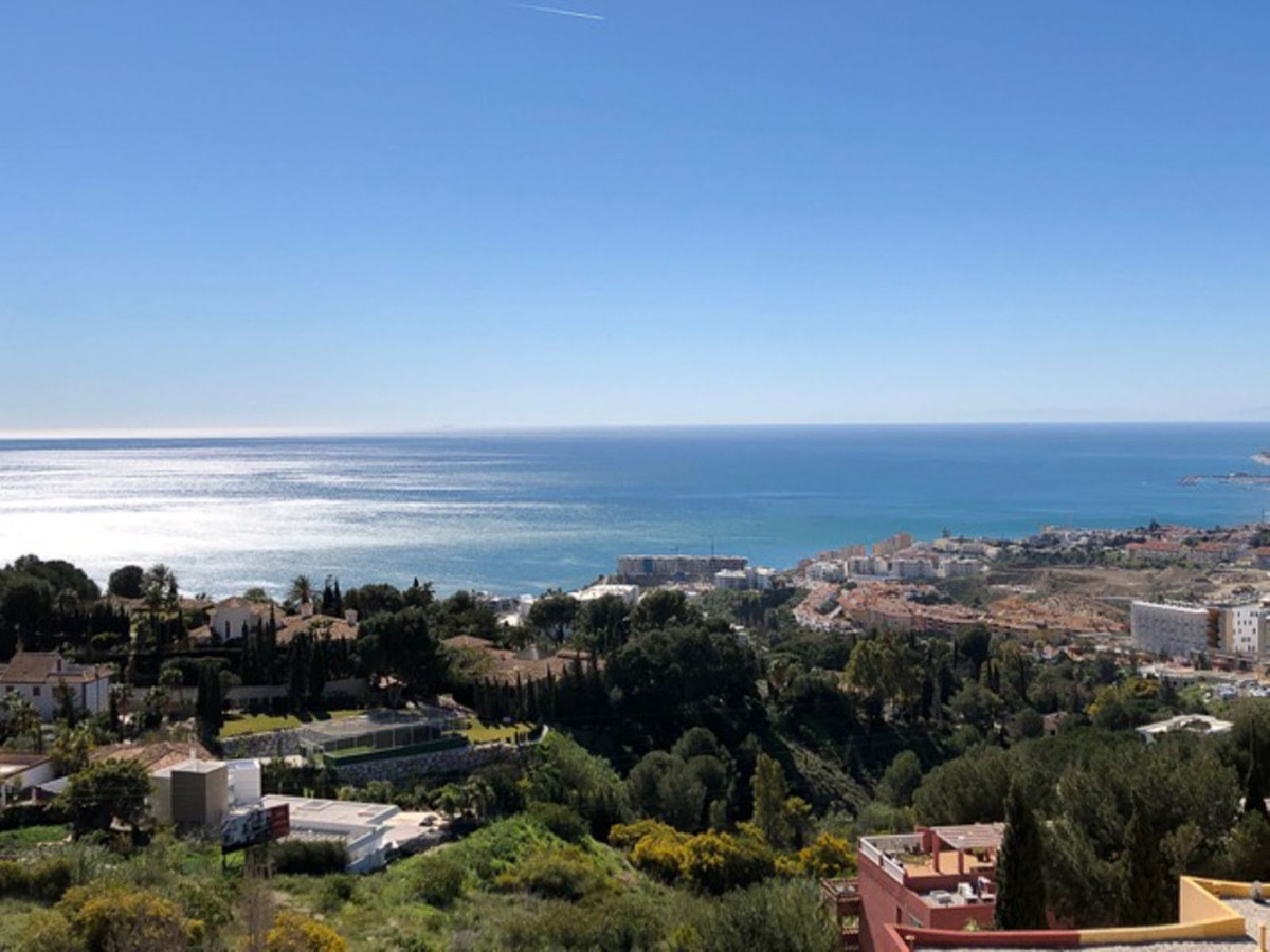 3 Bed Apartment for sale in Benalmadena Costa Del Sol, Málaga, Spain