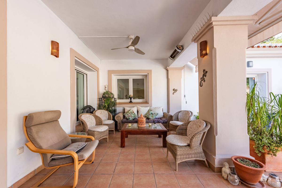 Se vende Villa - Chalet de 6 dormitorios en Costa Del Sol, Málaga, España