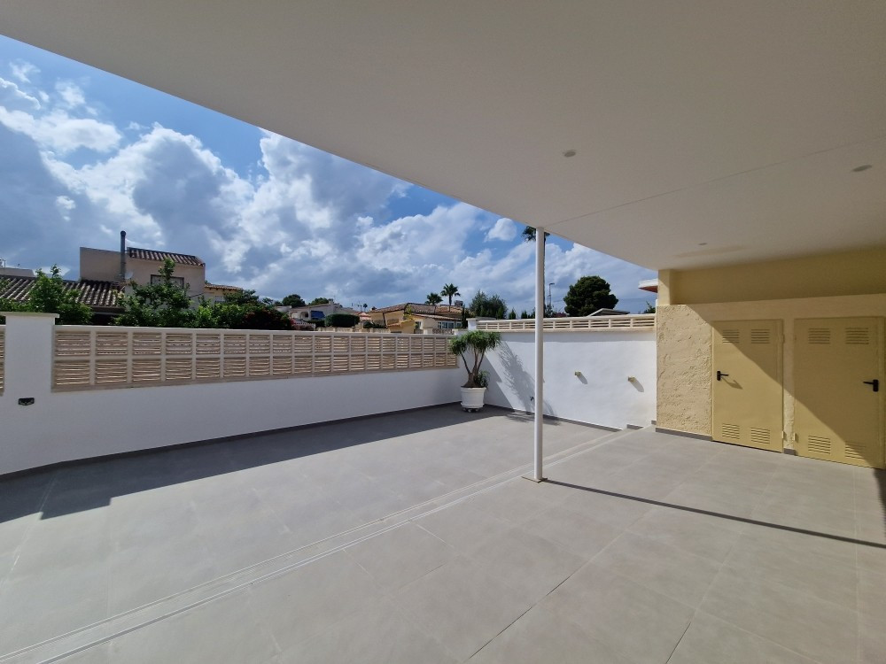Se vende Pareada de 3 dormitorios en Costa Blanca, Alicante, España