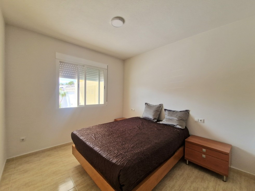 Se vende Pareada de 3 dormitorios en Costa Blanca, Alicante, España