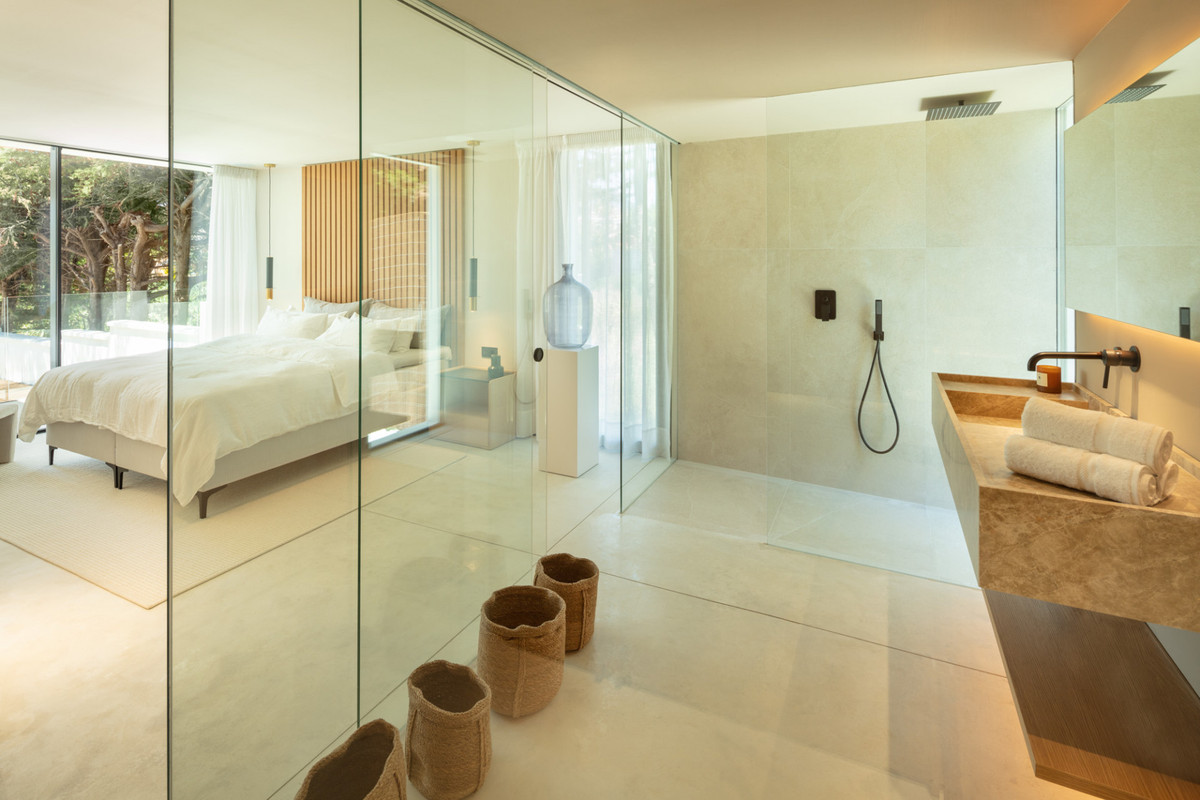 Se vende Villa - Chalet de 4 dormitorios en Costa Del Sol, Málaga, España