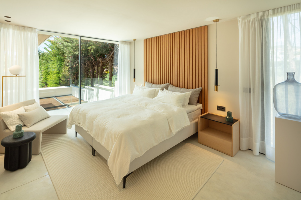 Se vende Villa - Chalet de 4 dormitorios en Costa Del Sol, Málaga, España
