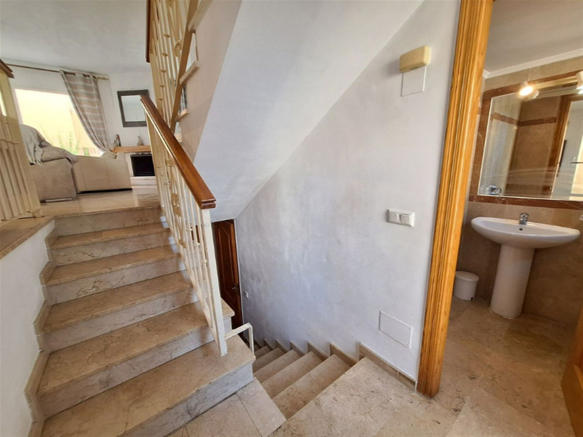 4 Bed Townhouse for sale in Nueva Andalucía Costa Del Sol, Málaga, Spain