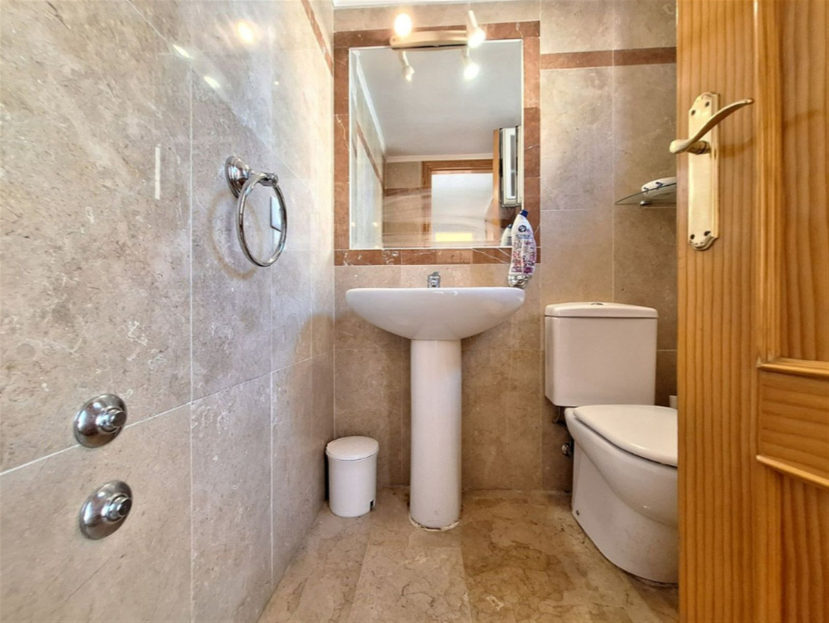 4 Bed Townhouse for sale in Nueva Andalucía Costa Del Sol, Málaga, Spain