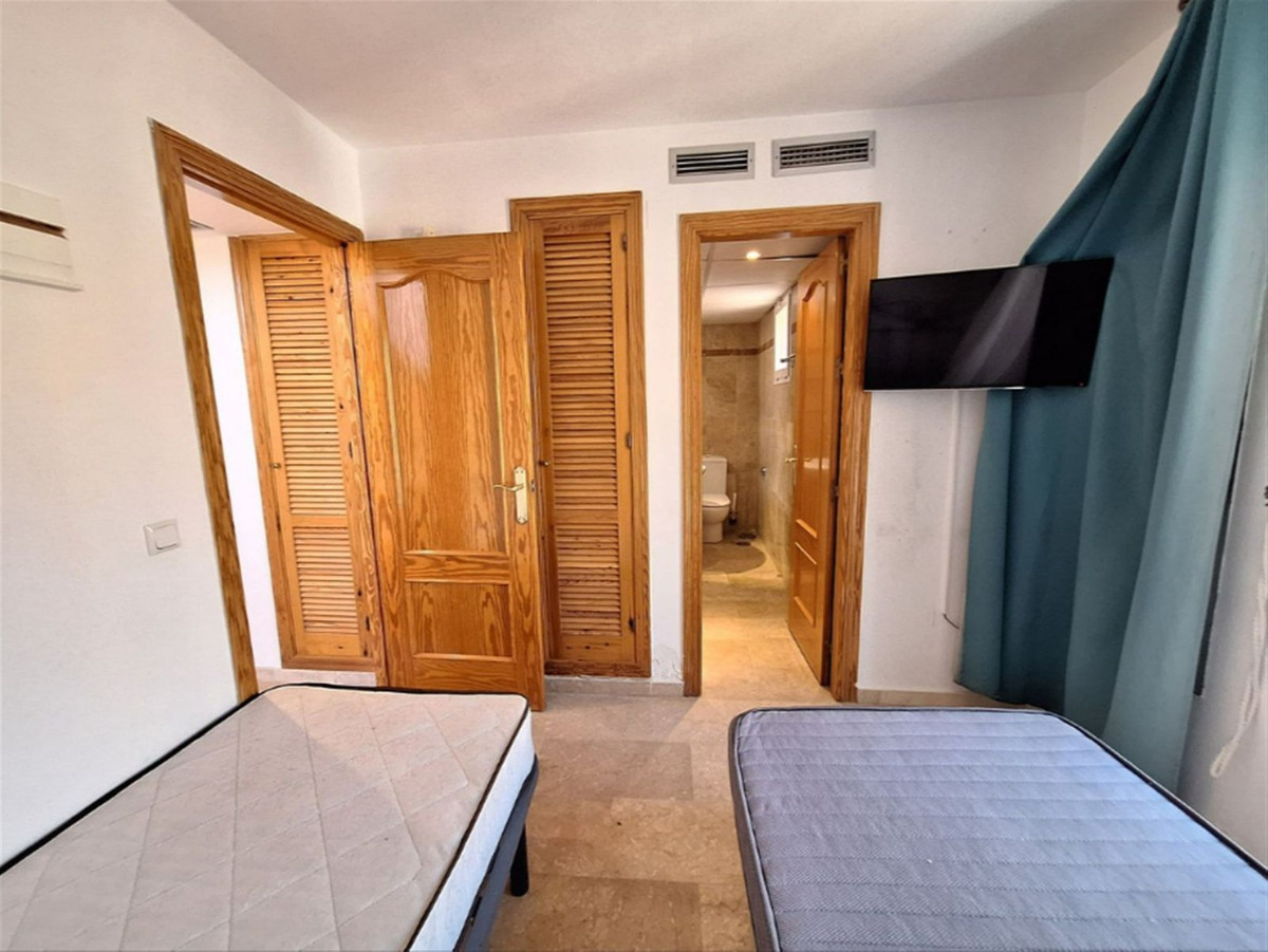 4 Bed Townhouse for sale in Nueva Andalucía Costa Del Sol, Málaga, Spain