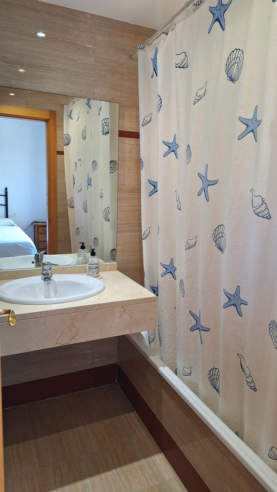 Se vende Apartamento Planta Media de 3 dormitorios en Costa Del Sol, Málaga, España