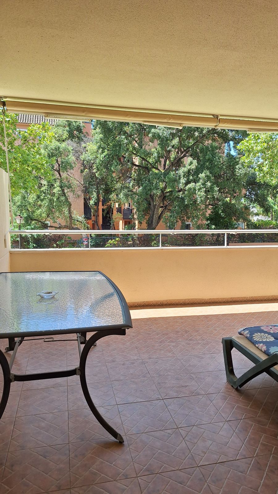 Se vende Apartamento Planta Media de 3 dormitorios en Costa Del Sol, Málaga, España