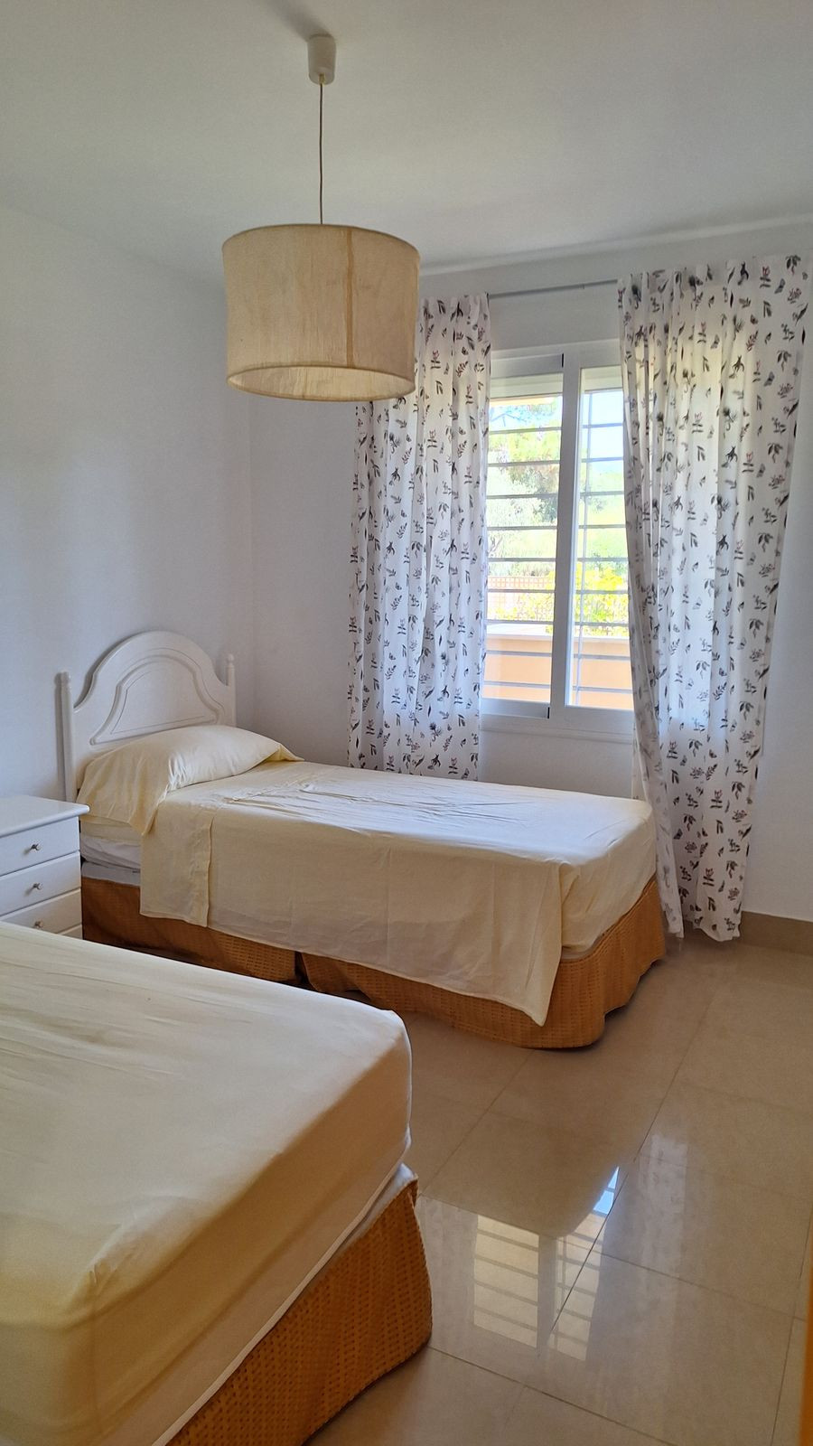 Se vende Apartamento Planta Media de 3 dormitorios en Costa Del Sol, Málaga, España