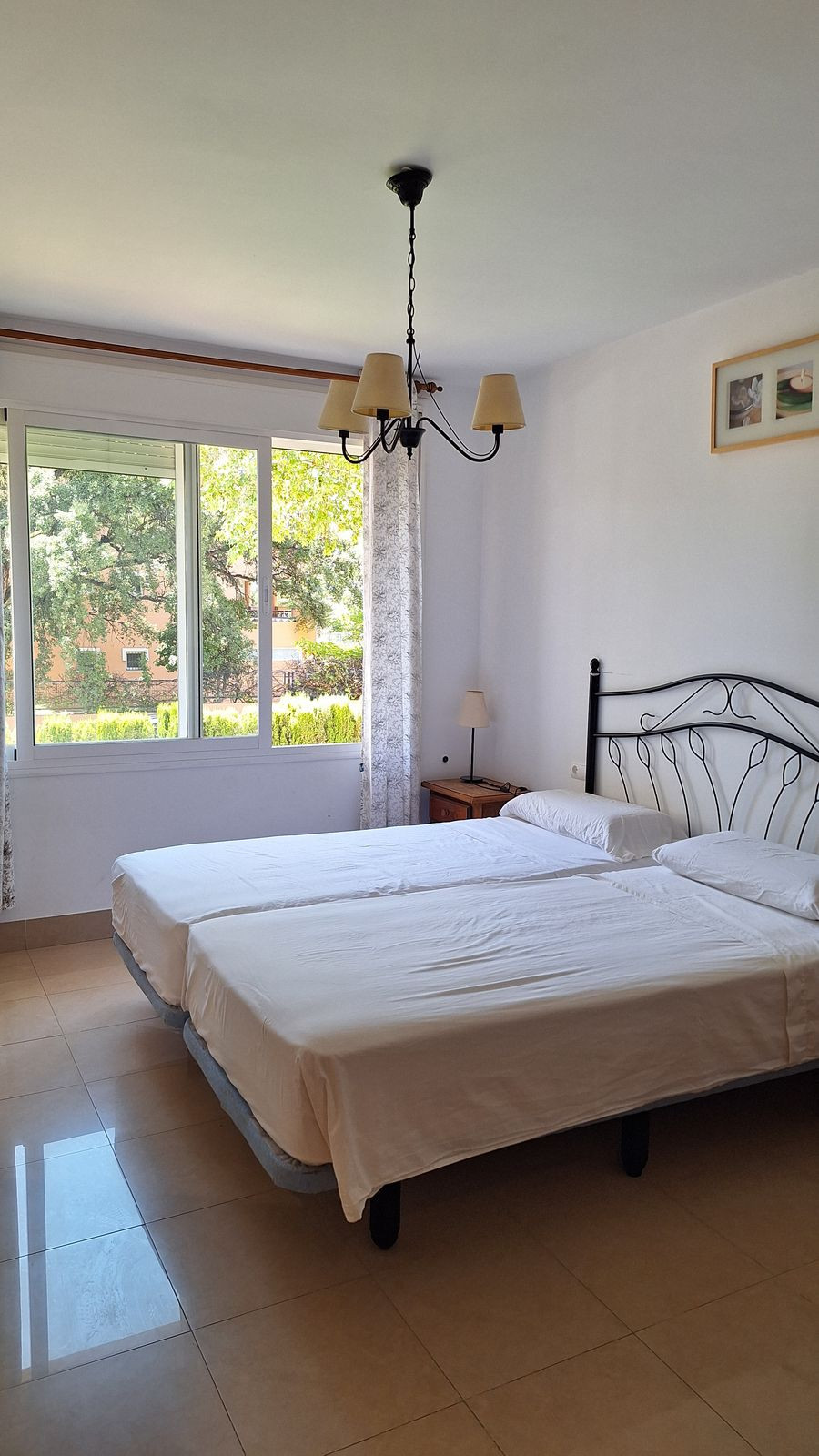 Se vende Apartamento Planta Media de 3 dormitorios en Costa Del Sol, Málaga, España
