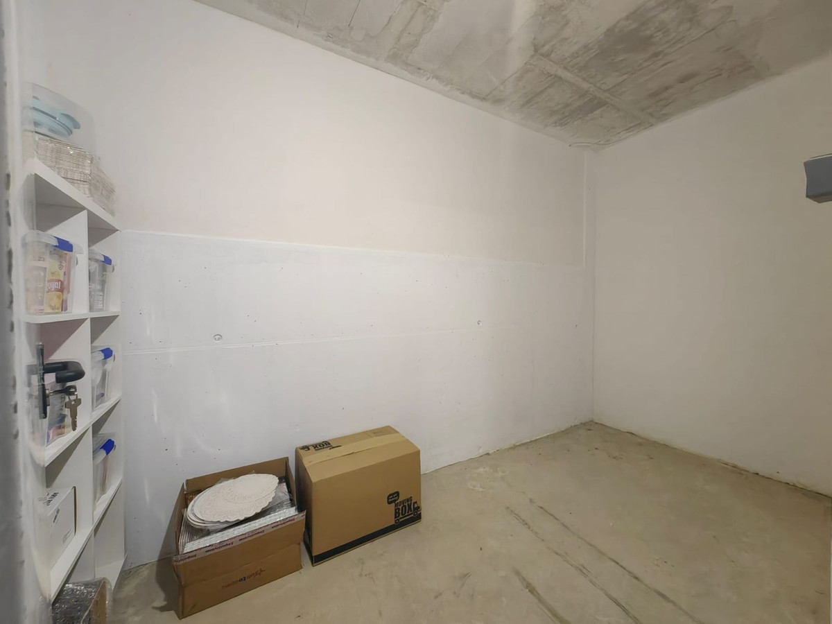Se vende Apartamento Planta Media de 3 dormitorios en Costa Del Sol, Málaga, España
