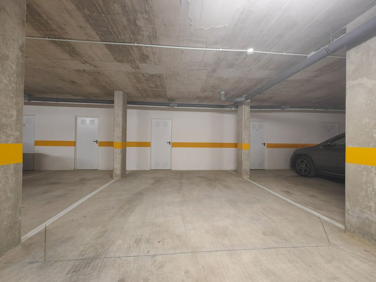 Se vende Apartamento Planta Media de 3 dormitorios en Costa Del Sol, Málaga, España