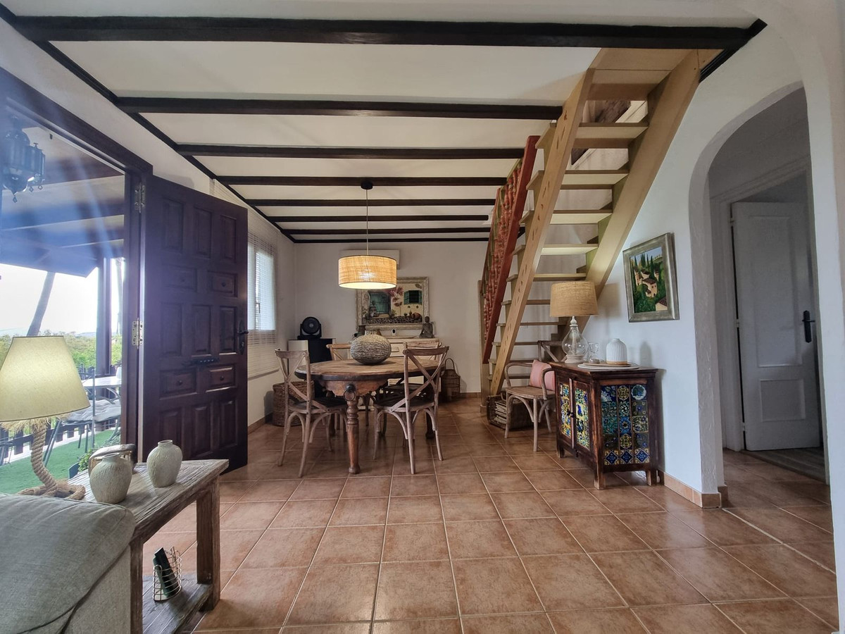 9 Bed Townhouse for sale in Alhaurín El Grande Costa Del Sol, Málaga, Spain