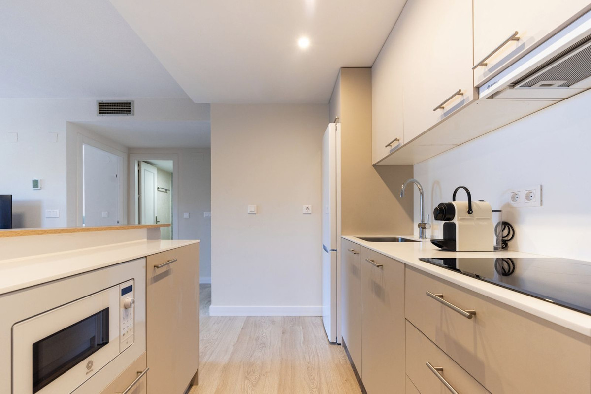 3 Bed Apartment for sale in Marbella Costa Del Sol, Málaga, Spain