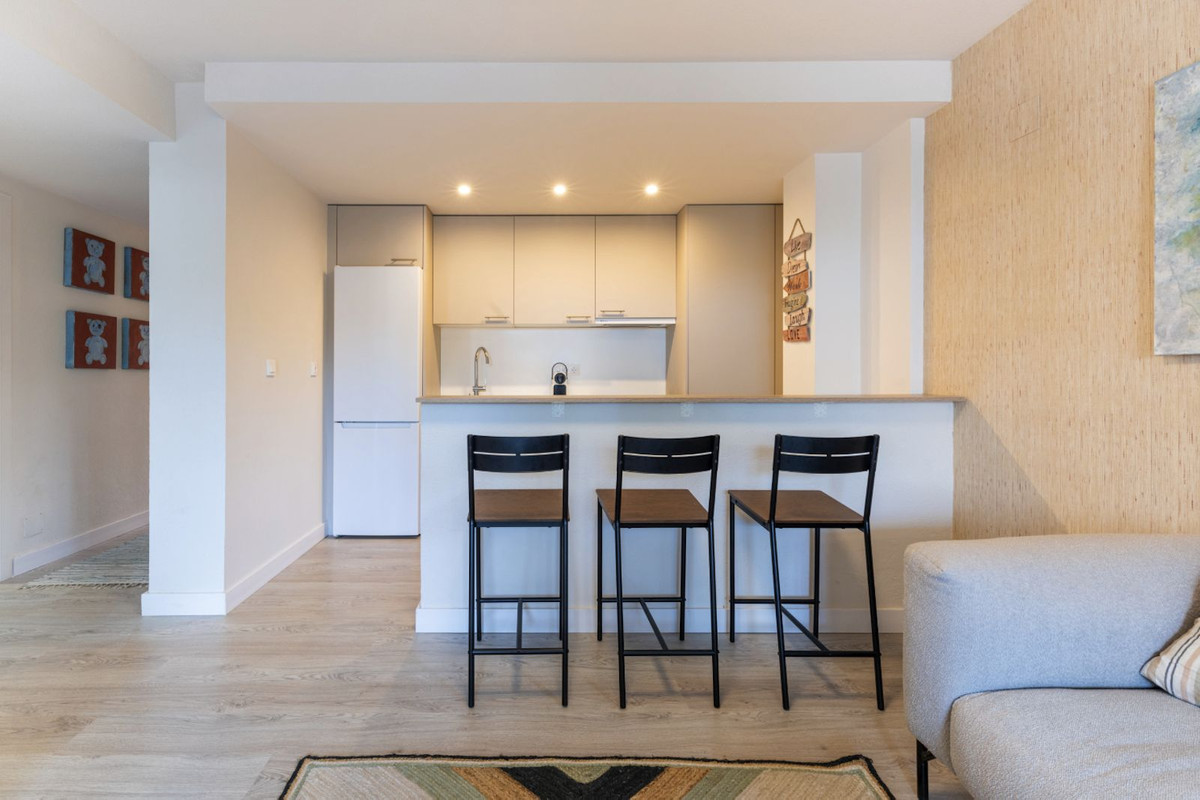 3 Bed Apartment for sale in Marbella Costa Del Sol, Málaga, Spain