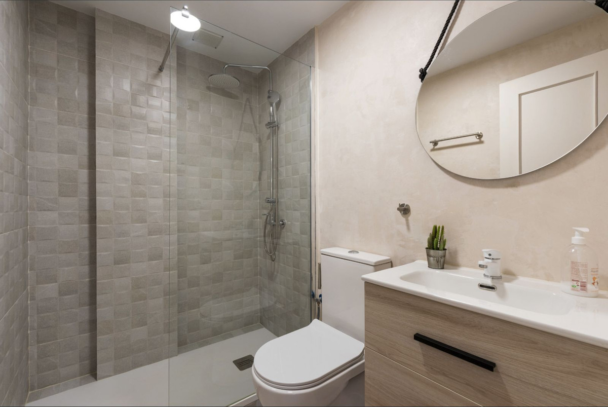 3 Bed Apartment for sale in Marbella Costa Del Sol, Málaga, Spain