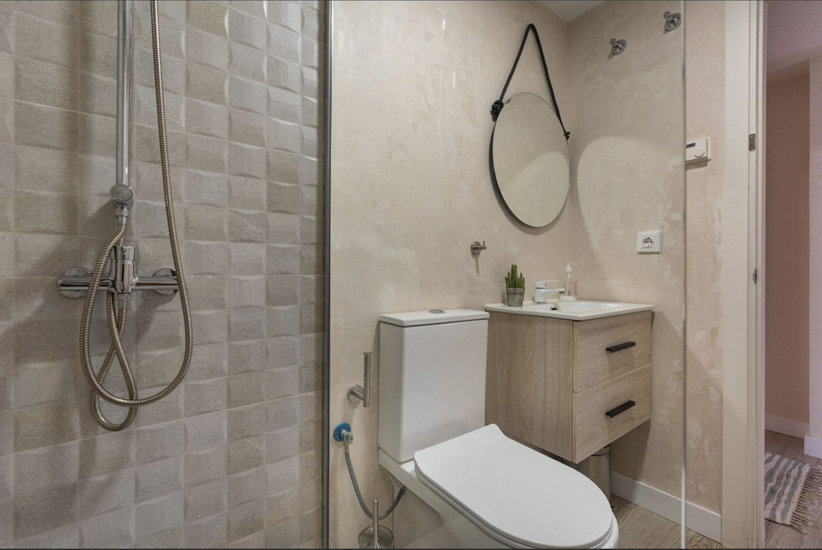 3 Bed Apartment for sale in Marbella Costa Del Sol, Málaga, Spain