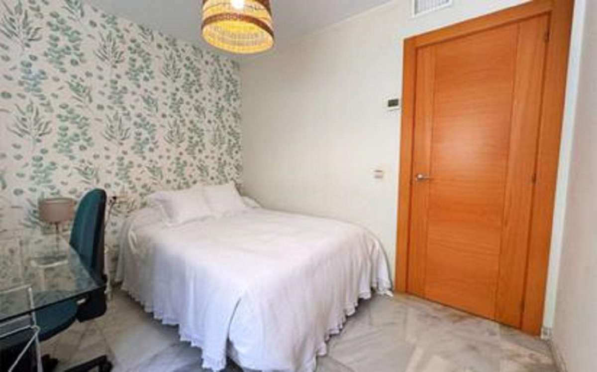 4 Bed Apartment for sale in Málaga Costa Del Sol, Málaga, Spain