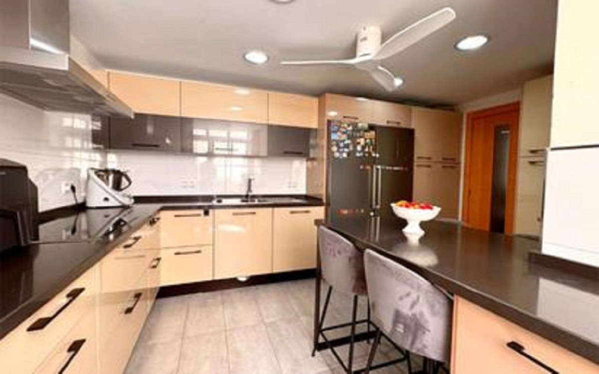 4 Bed Apartment for sale in Málaga Costa Del Sol, Málaga, Spain
