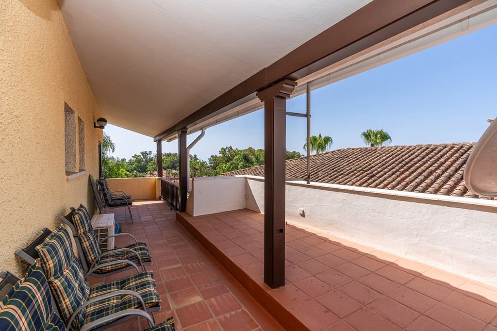 Se vende Villa - Chalet de 6 dormitorios en Costa Del Sol, Málaga, España